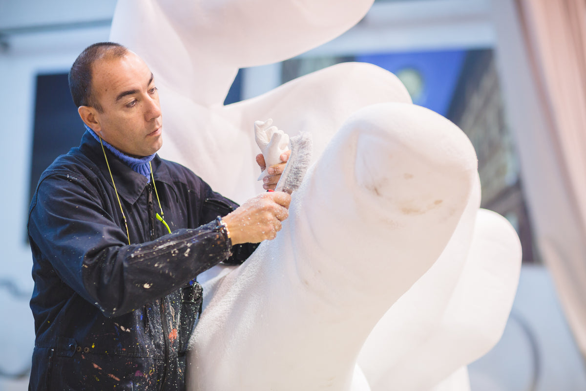 Lorenzo Quinn in the studio